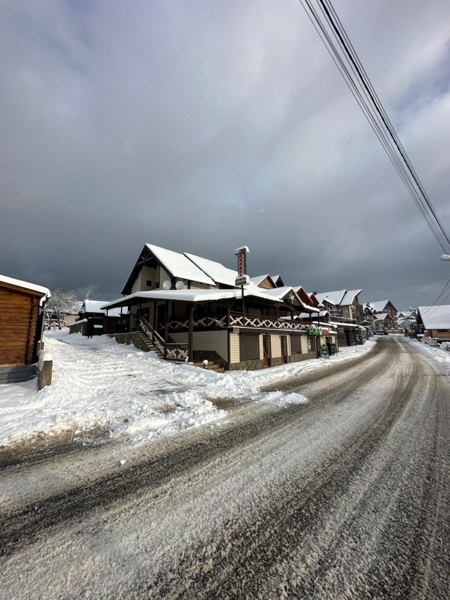 Palaga Bukovel Hotel Exterior photo